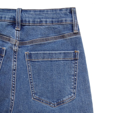 Jeans stretch avec poches sur le devant