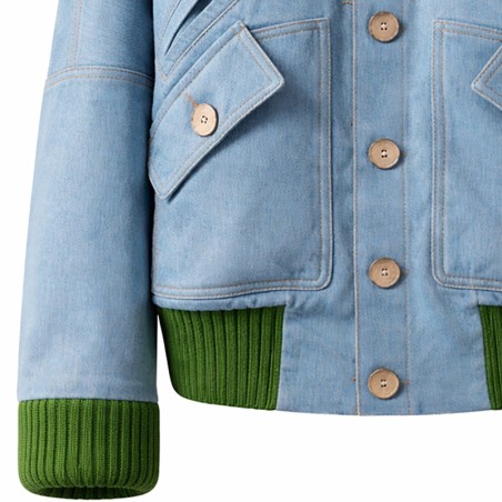 Blouson en jeans clair avec bord côte vert