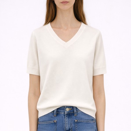 Pull blanc col V manches courtes