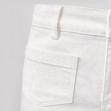 Jeans stretch blanc avec poches sur le devant