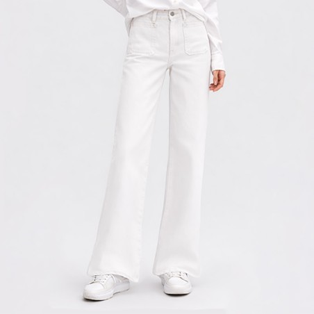 Jeans stretch blanc avec poches sur le devant