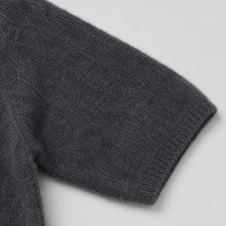 Pull col rond manches courtes gris anthracite en maille duveteuse