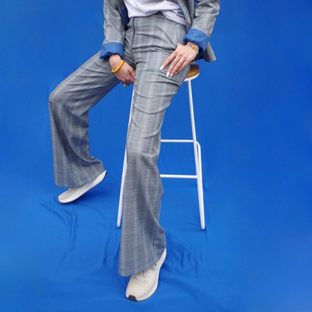 Pantalon à carreaux gris et bleu