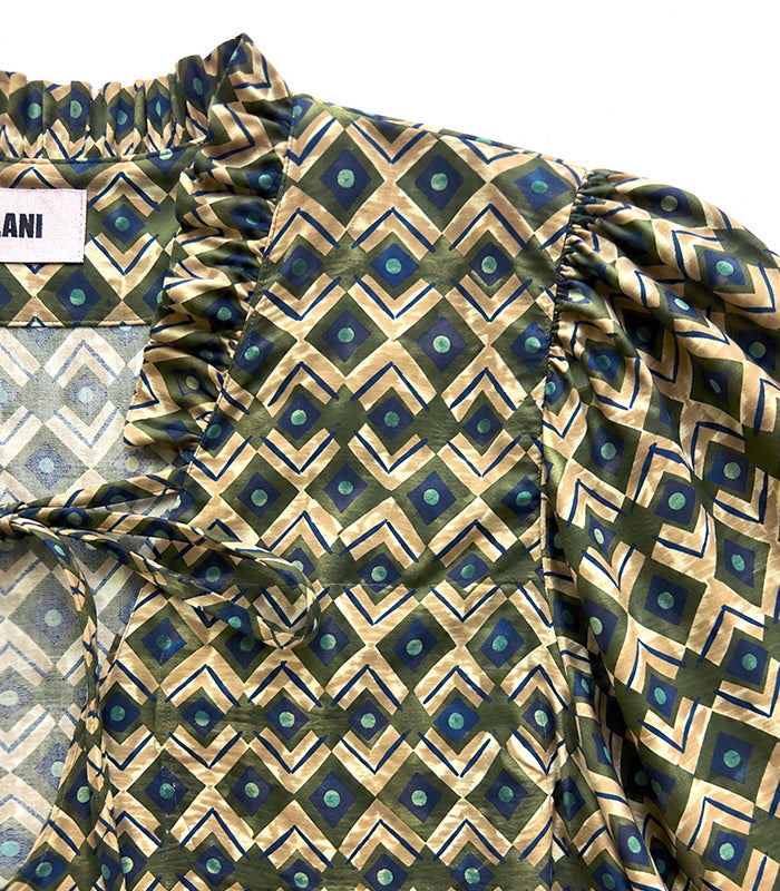 Camisa estampada de mangas abullonadas