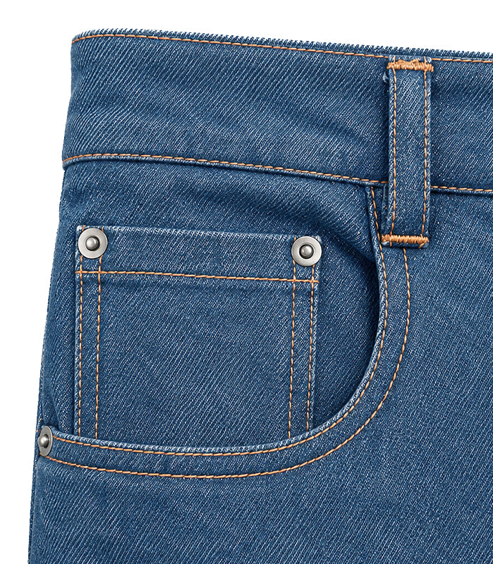 Wide-leg jeans